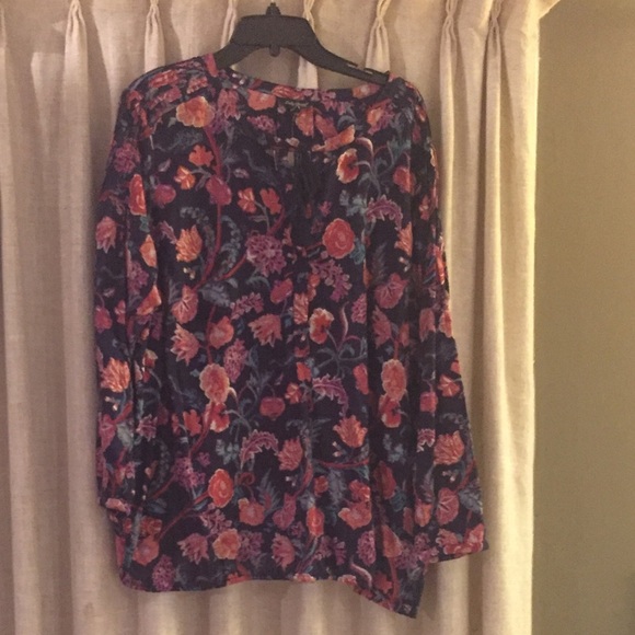 Lucky Brand Top Long Sleeve Floral Print - 2X NWT - Picture 2 of 5